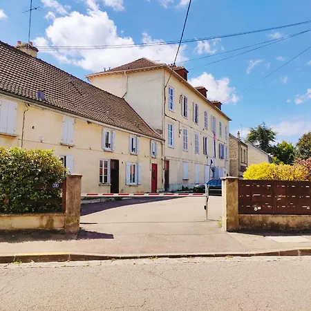 Appartement Entre Troyes Murs, 4 Avec Parking, Troyes Sainte-Savine