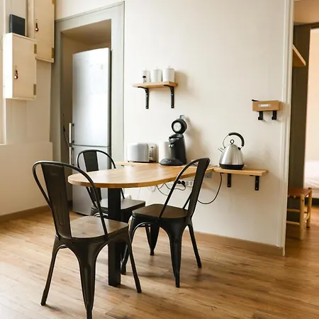Entre Troyes Murs, 4 Avec Parking, Troyes Sainte-Savine