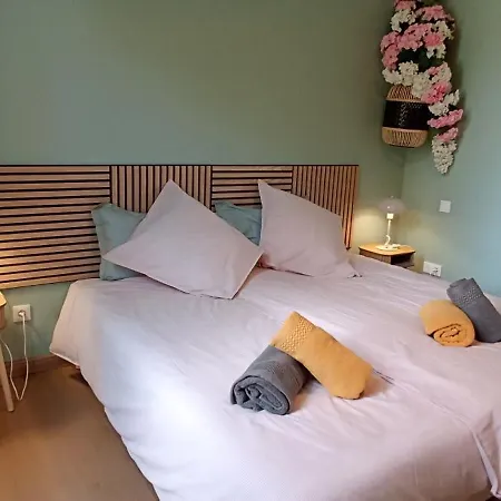 Appartement Entre Troyes Murs, 4 Avec Parking, Troyes Sainte-Savine