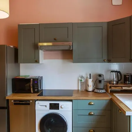 Entre Troyes Murs, 4 Avec Parking, Troyes Appartement *