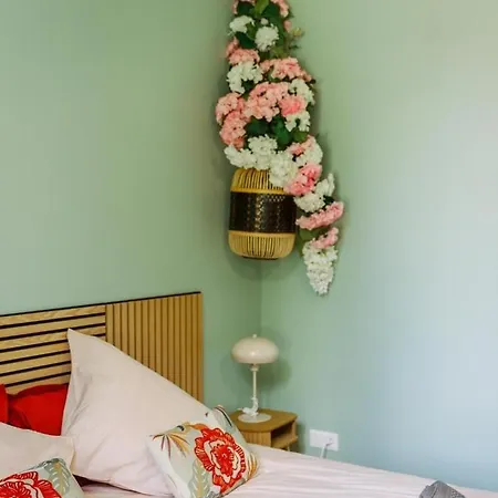 Entre Troyes Murs, 4 Avec Parking, Troyes